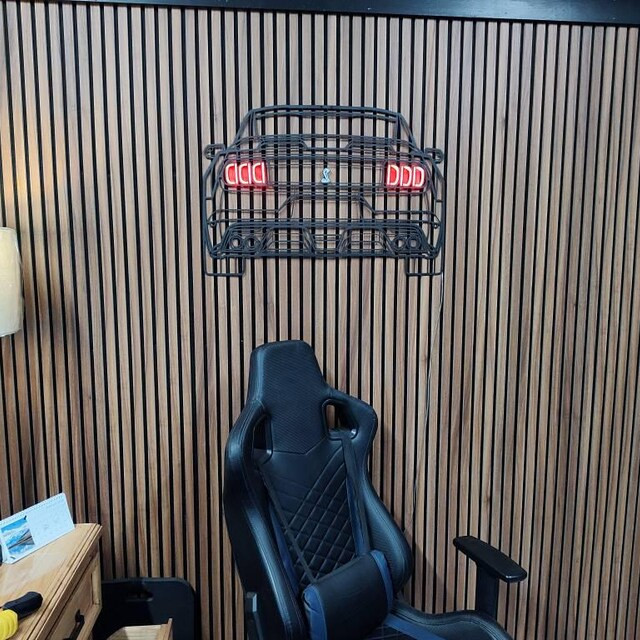 B***E.